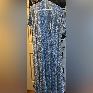 BloomChic blue dress